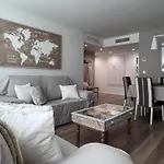 Apartman El Balcon Del Ebro By Alogest- Vistas, Piscina Y 2 Parking Zaragoza
