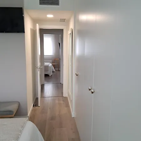 Apartamento El Balcón Del Ebro By Alogest- Vistas, Piscina Y 2 Parking Saragoça