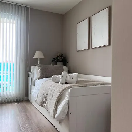 El Balcón Del Ebro By Alogest- Vistas, Piscina Y 2 Parking Apartamento