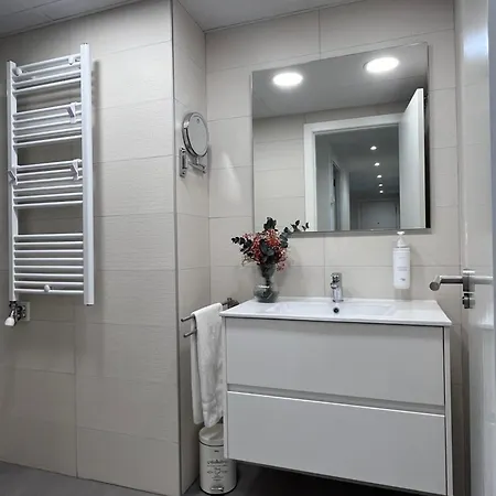 El Balcón Del Ebro By Alogest- Vistas, Piscina Y 2 Parking Apartamento