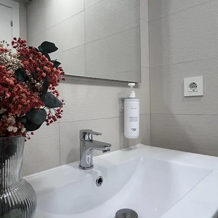 El Balcon Del Ebro By Alogest- Vistas, Piscina Y 2 Parking Apartman *