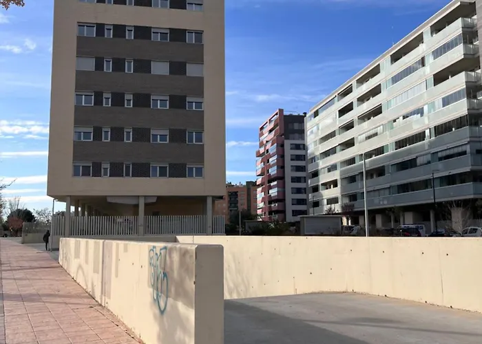 Apartman El Balcon Del Ebro By Alogest- Vistas, Piscina Y 2 Parking