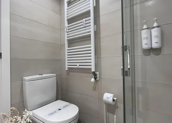 Apartman El Balcon Del Ebro By Alogest- Vistas, Piscina Y 2 Parking Zaragoza