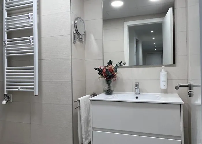 El Balcon Del Ebro By Alogest- Vistas, Piscina Y 2 Parking Apartman