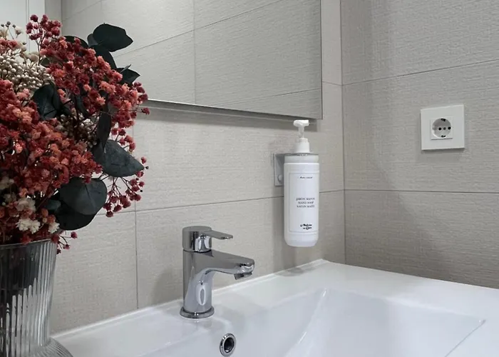 El Balcon Del Ebro By Alogest- Vistas, Piscina Y 2 Parking Apartman *