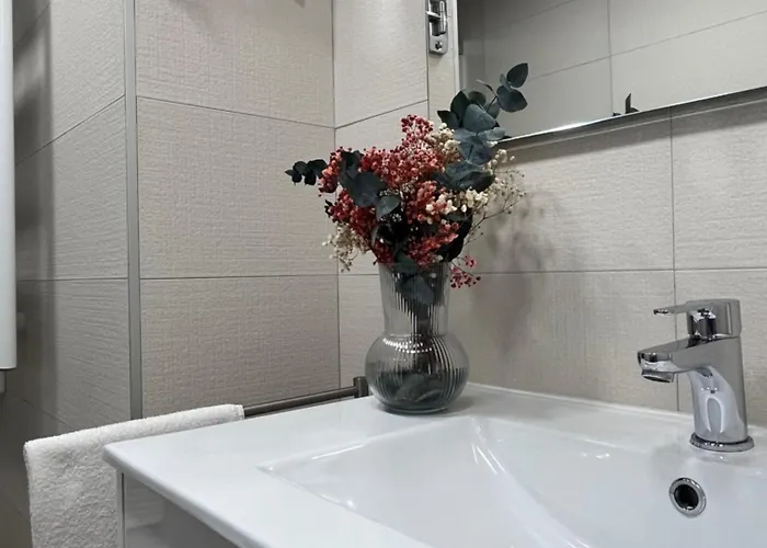 El Balcon Del Ebro By Alogest- Vistas, Piscina Y 2 Parking Apartman Zaragoza