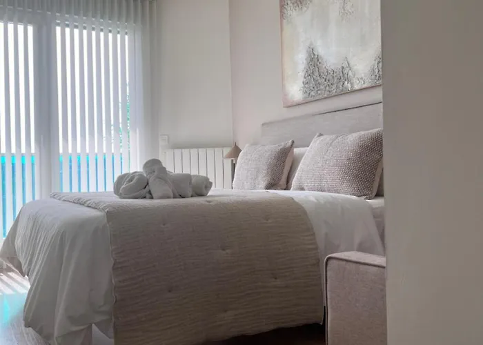 El Balcon Del Ebro By Alogest- Vistas, Piscina Y 2 Parking Apartman